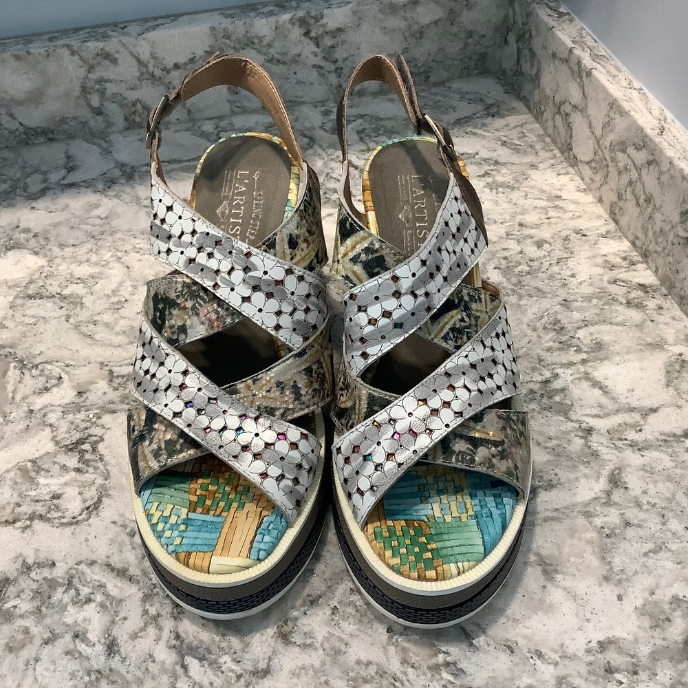 L'ARTISTE by Spring Step Akosa Grym Leather Wedge Sandals size 40 = 9